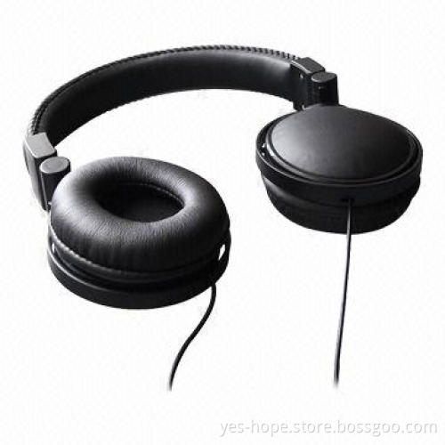 Customized Noise-cancelling Headsets with 32Ω Impedance